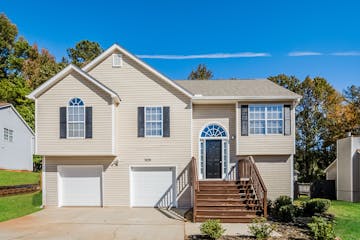3639 Mosswood Ln Rex, GA 30273